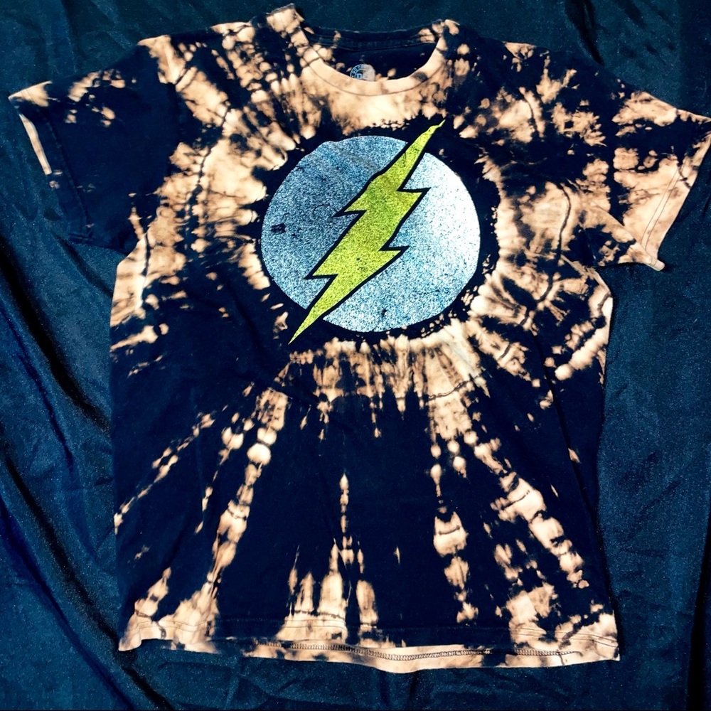 Medium The Flash Hand bleached black tee